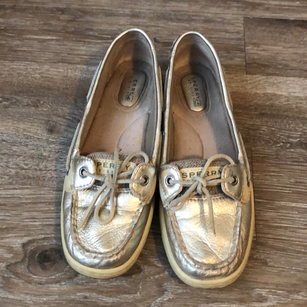 Sperry boat shoes ✨